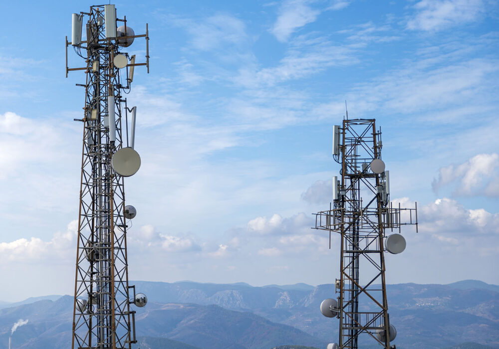 photo of telecom antennas in a mountainous area